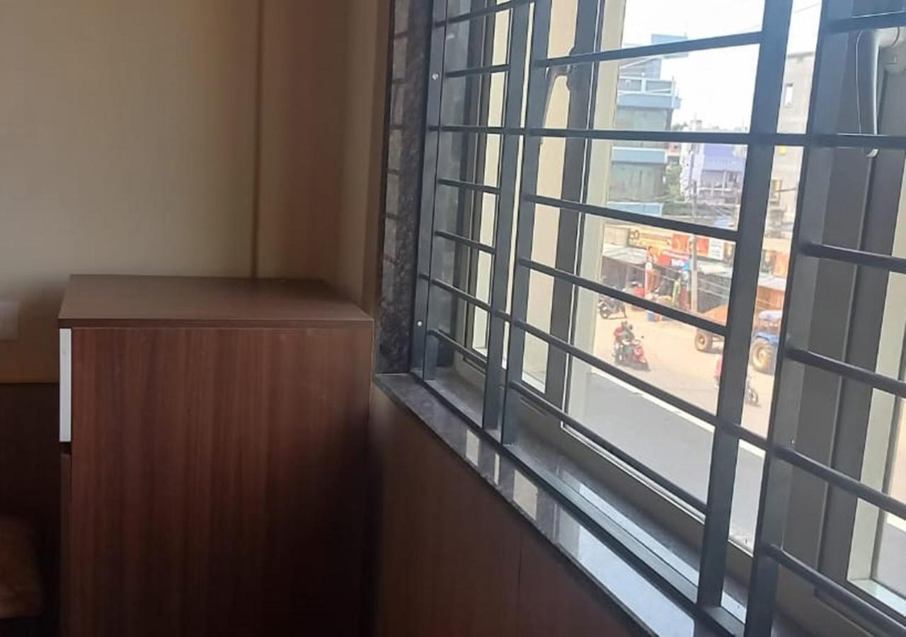 Hotel Mellow Mood Bhubaneswar Buitenkant foto
