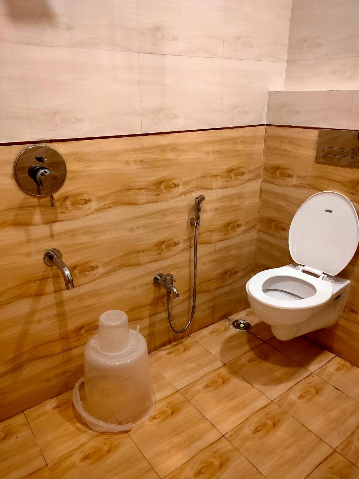 Hotel Mellow Mood Bhubaneswar Buitenkant foto